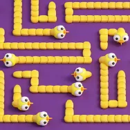 Play Arrow Dash: Escape now!